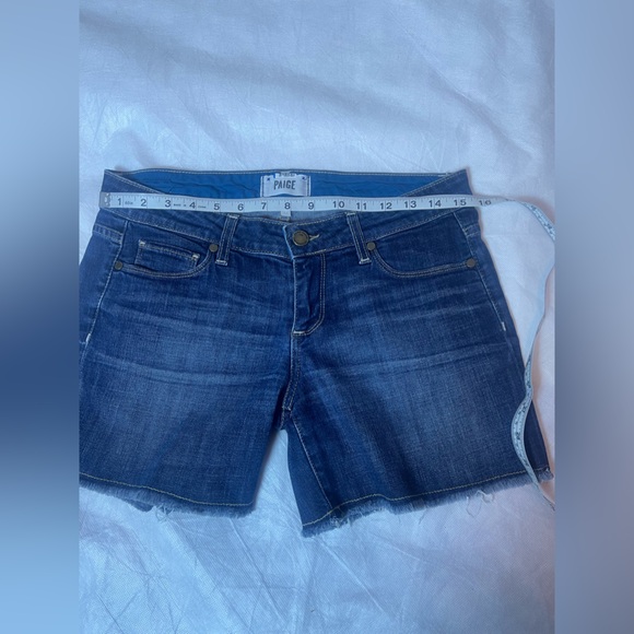 Paige jimmy jimmy dark wash Jean Shorts size 26 - Picture 7 of 10